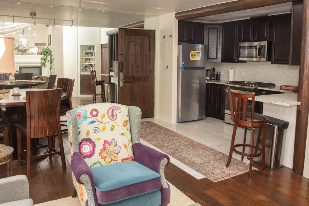 Aspen Stash Pad With Fireplace, Parking, W/D Exteriör bild